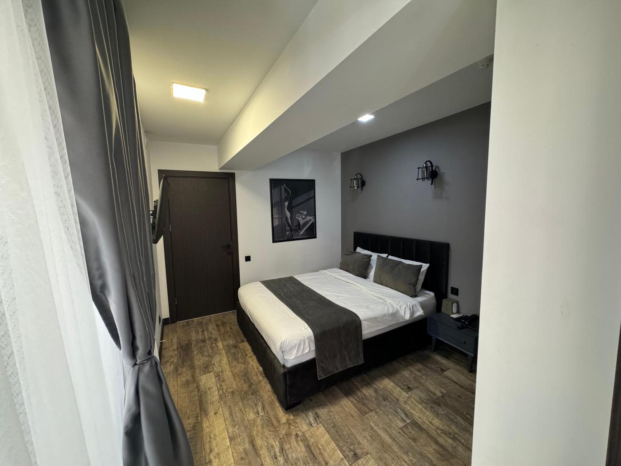 Monk House Hotel Jereván Kültér fotó